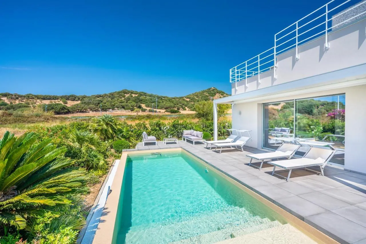 Villa Kosmos - Piscina E Giardino - Villasimius Italy