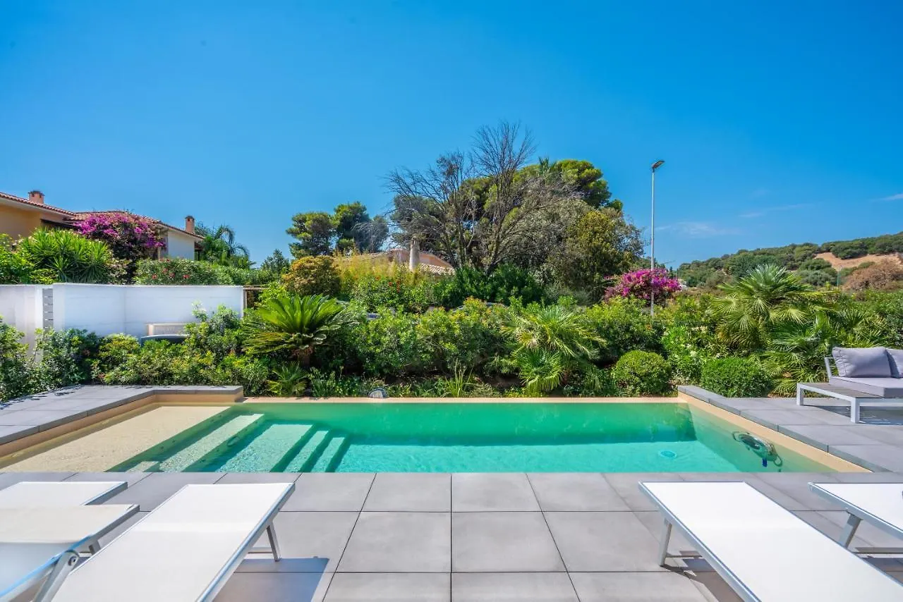 Villa Kosmos - Piscina E Giardino - Villasimius